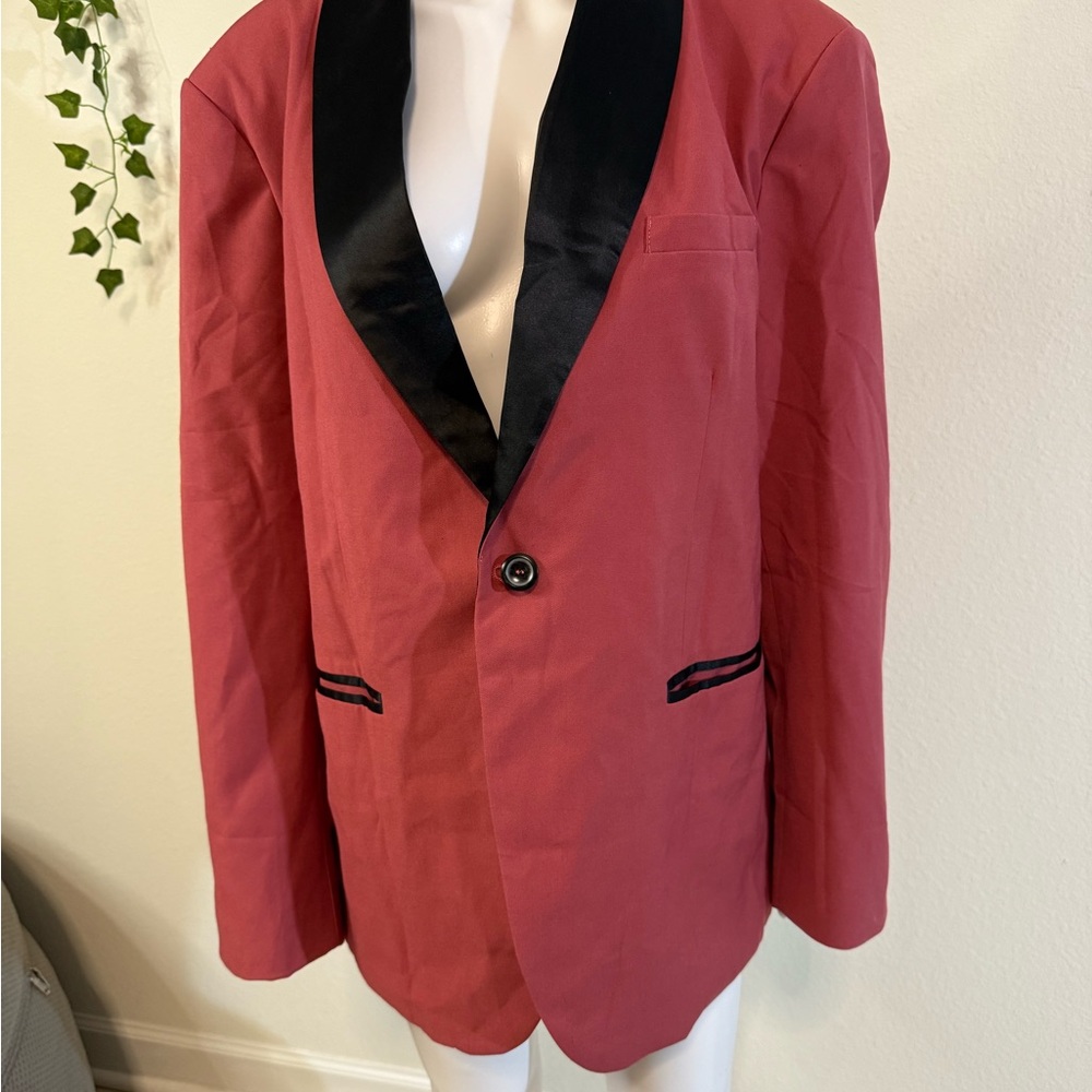 Elegant Red Blazer with Black satin Trim NWOT Xl